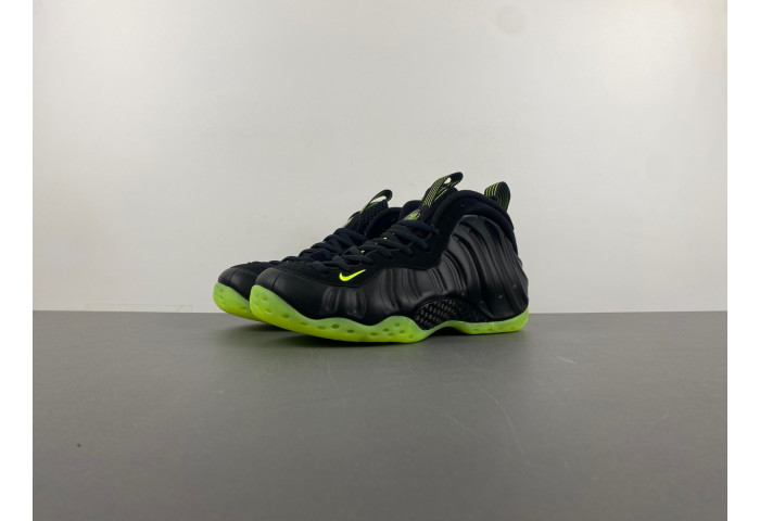 Nike Air Foamposite One Black Volt HF2902-001