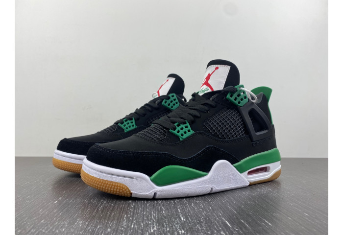Nike SB x Air Jordan 4 customize