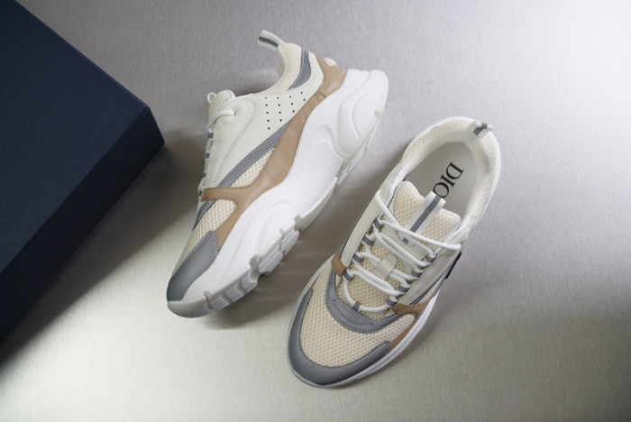 d1or b22 sneaker