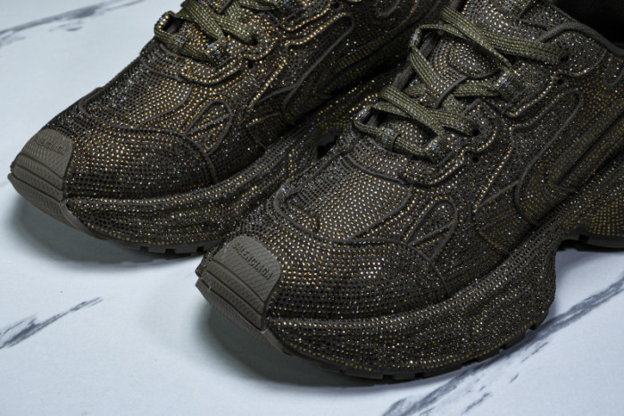 BLCG RUNNER SNEAKER (crystal)