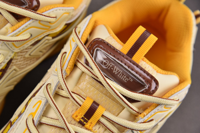 OFF-WHITE BE RIGHT BACK