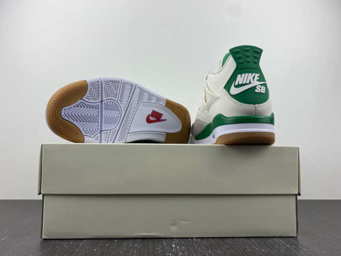 air jordan 4 retro sb pine green dr5415-103