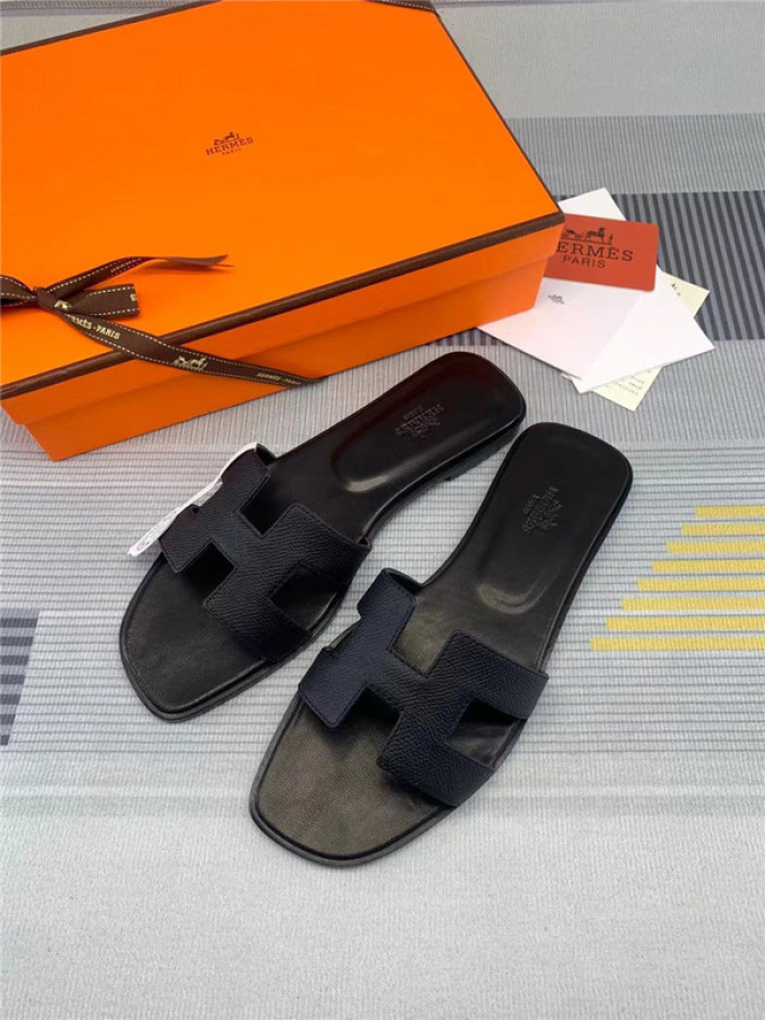 ORAN SANDAL