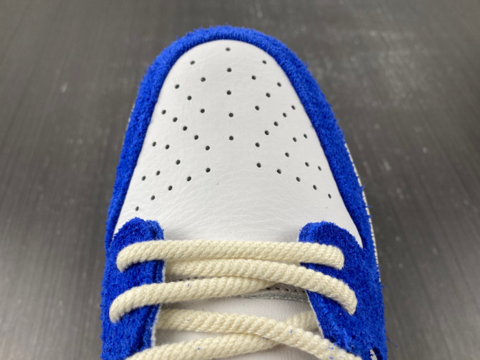 fly streetwear x nike sb dunk low dq5130-400