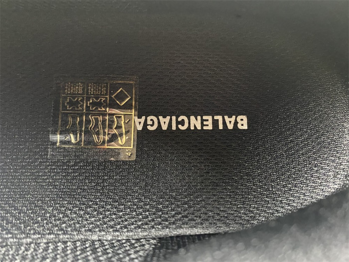 blc* triple s trainer