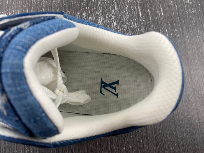 LOU1VTON trainer (EU47)