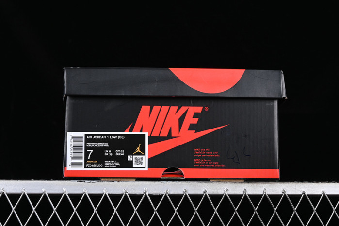 chris paul x air jordan 1 low og cp3 fz0455-200