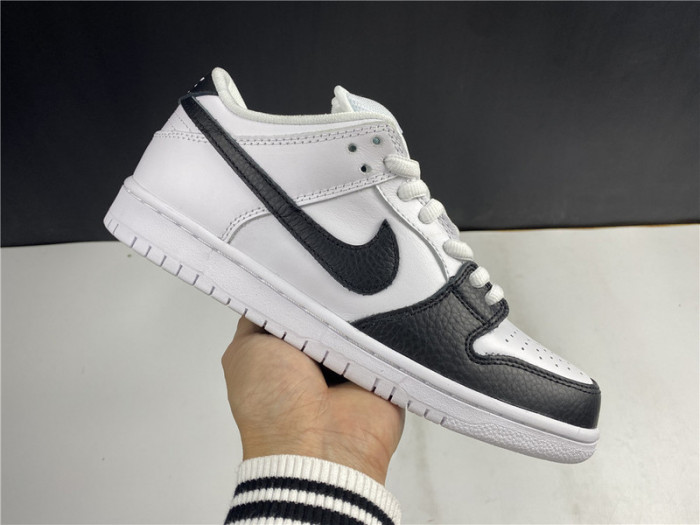 nike sb dunk low yin yang 313170-023