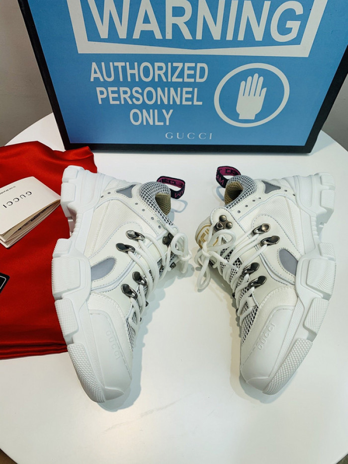 G*u*i1 journey flashtrek jewel crystal low boot