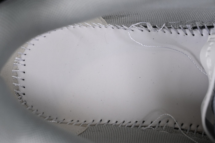 OFF-WHITE Out Of Office