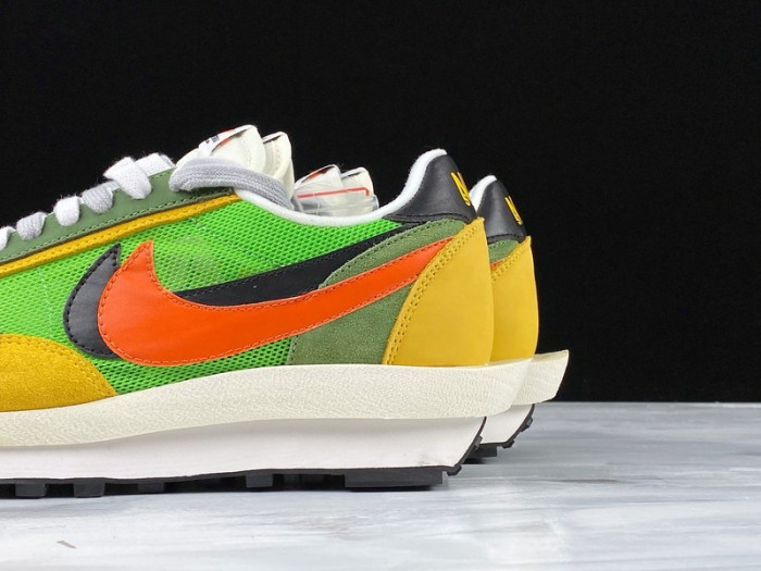nike ld waffle sacai green multi - bv0073-300