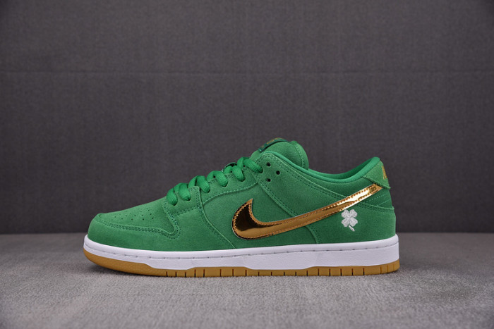 nike sb dunk low st. patrick''s day bq6817-303