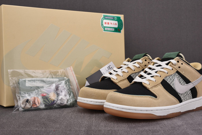 nike dunk low rooted in peace dj4671-294