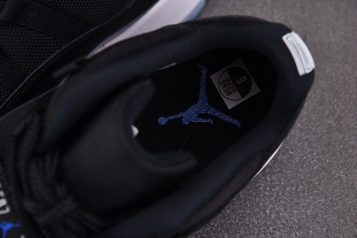 air jordan 11 retro low "space jam" fv5104-004