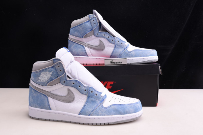 air jordan 1 retro high og hyper royal 555088-402